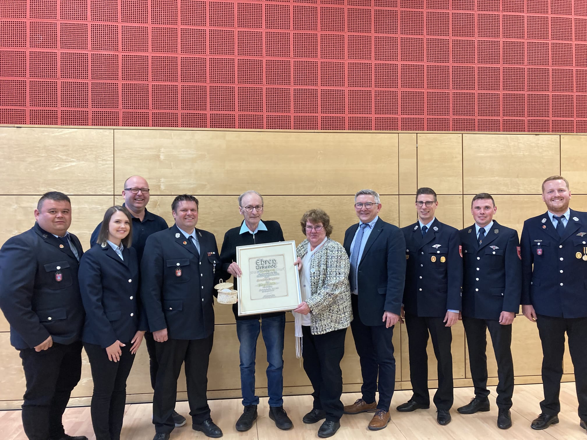 Verleihung der Bürgermedaille für Lothar Mühlfelder
