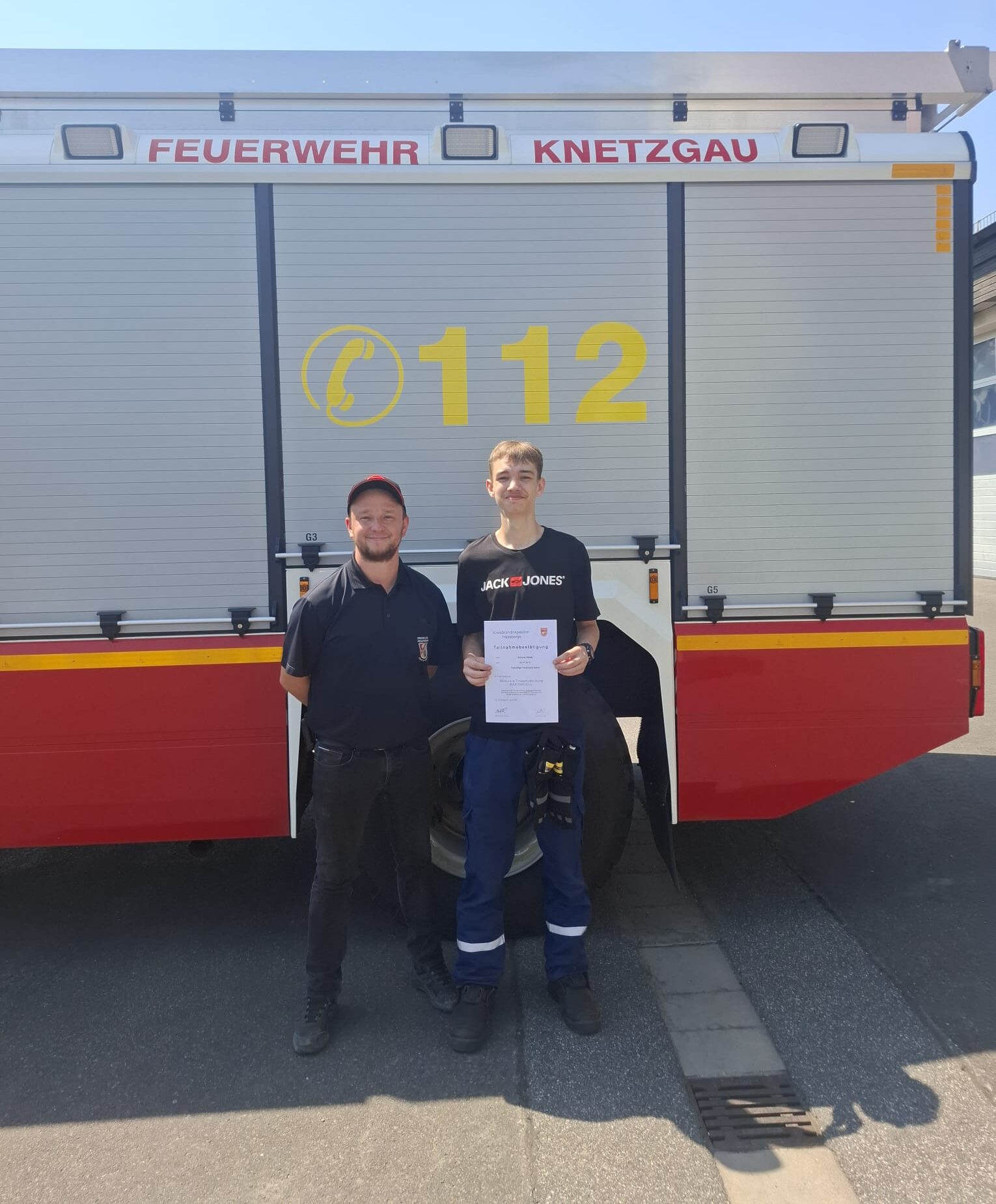 Herzlichen Glückwunsch an unseren Niklas zur erfolgreich bestandenen MTA! 🚒👏 Herzlichen Glückwunsch an unseren Niklas zur erfolgreich bestandenen MTA! 🚒👏